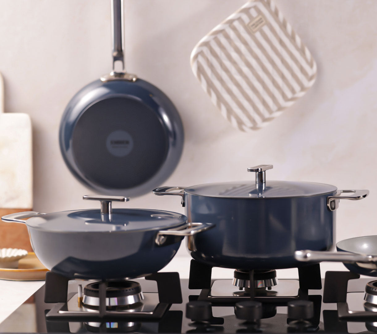 Ceramic Cookware: The Healthier, Safer Alternative to Teflon