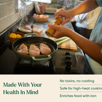 Pre-Seasoned Cast Iron Grill Pan 27cm - Coorg Green