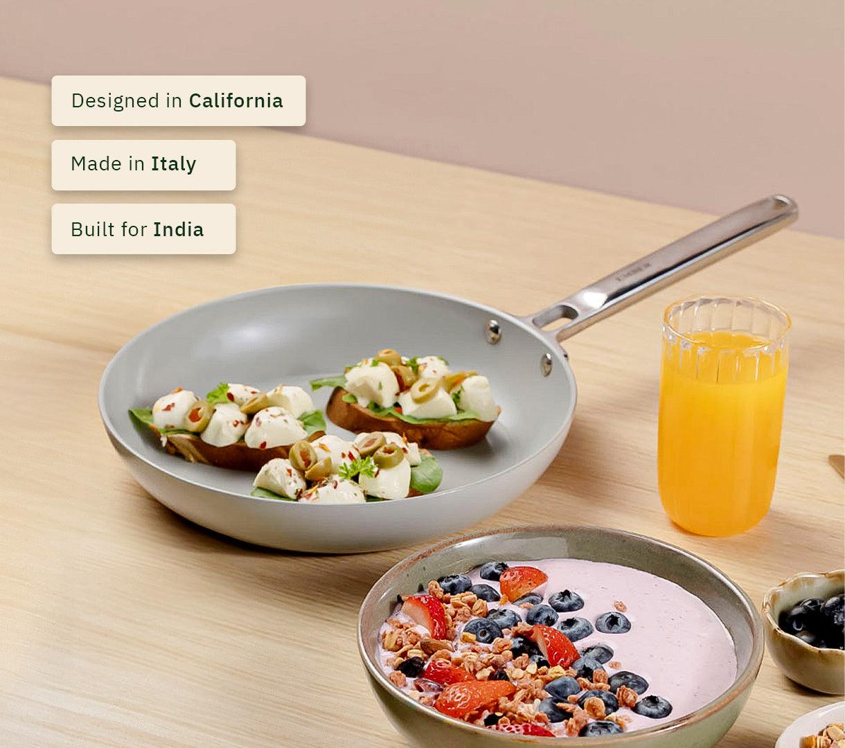 Frypan 24cm with glass lid - Himalayan Mist