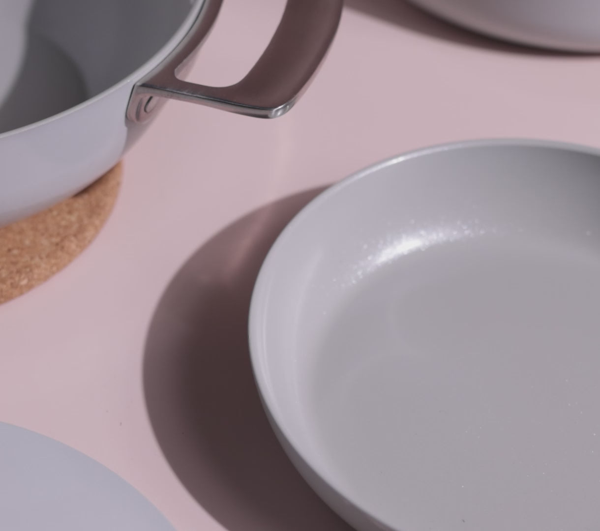 Frypan 24cm with glass lid - Himalayan Mist